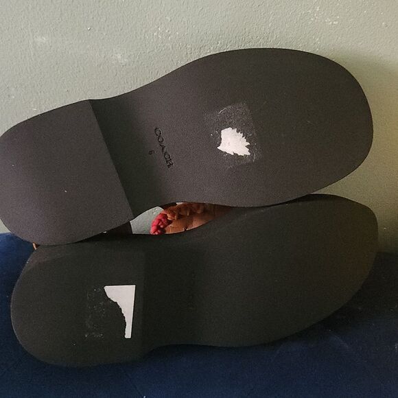 Coach Vivienne Sandal With Rainbow Crochet - Picture 7 of 9